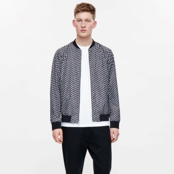 COS Reversible zip-up jacket|B& W Geo Pattern Sz S - Picture 1 of 11
